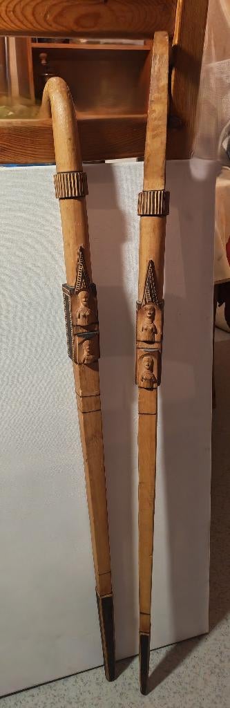 2 cannes artisanales en bois sculptées, Antiquités & Art, Enlèvement