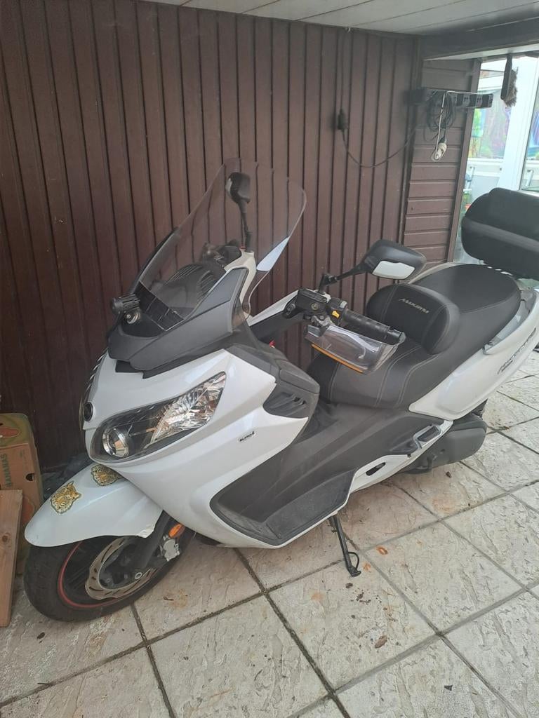 SYM  SCOOTER  600CC WIT, Ophalen