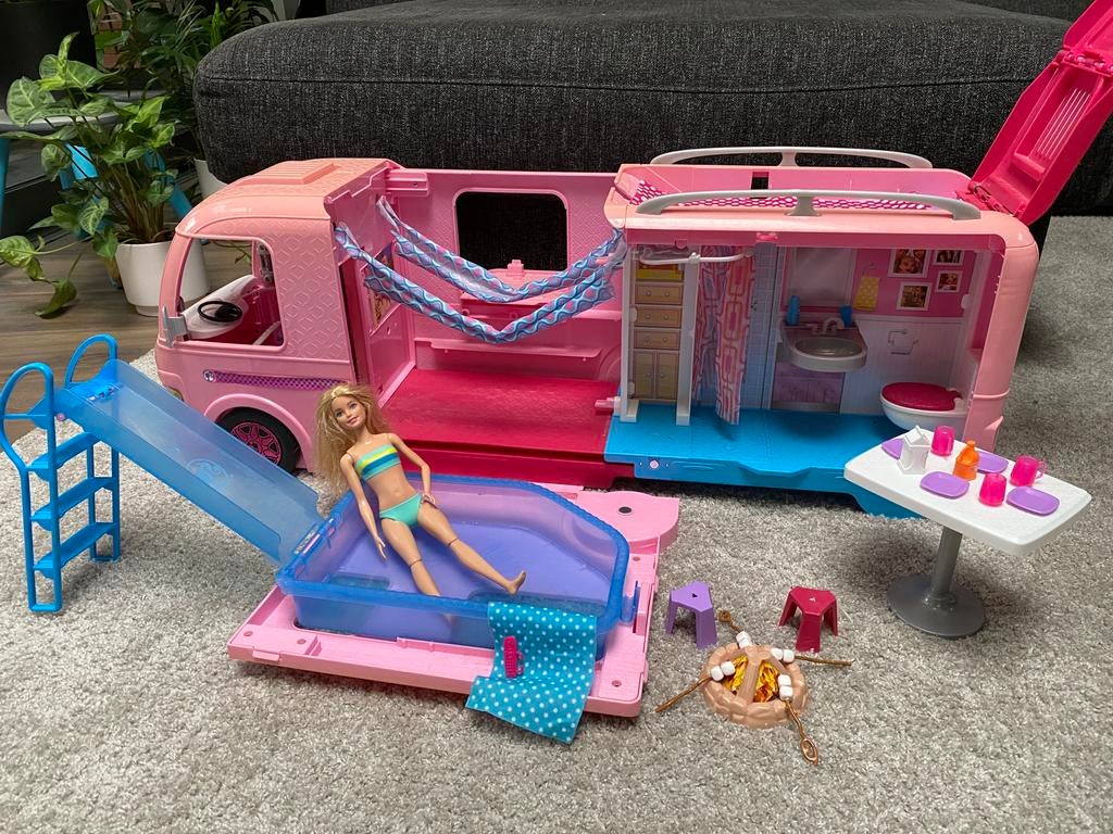 ️ Barbie Camper (Mobilhome)– Met pop & veel accessoires!, Ophalen, Gebruikt, Barbie