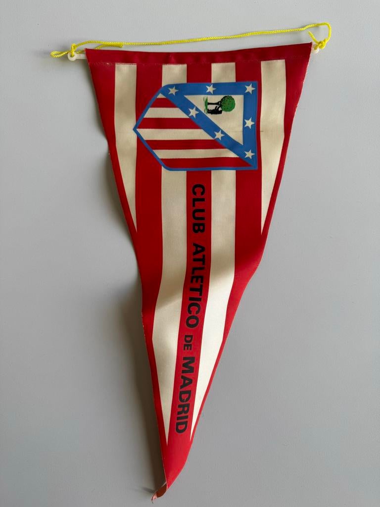 Fanion Atletico Madrid, Verzamelen, Sportartikelen en Voetbal, Ophalen, Gebruikt