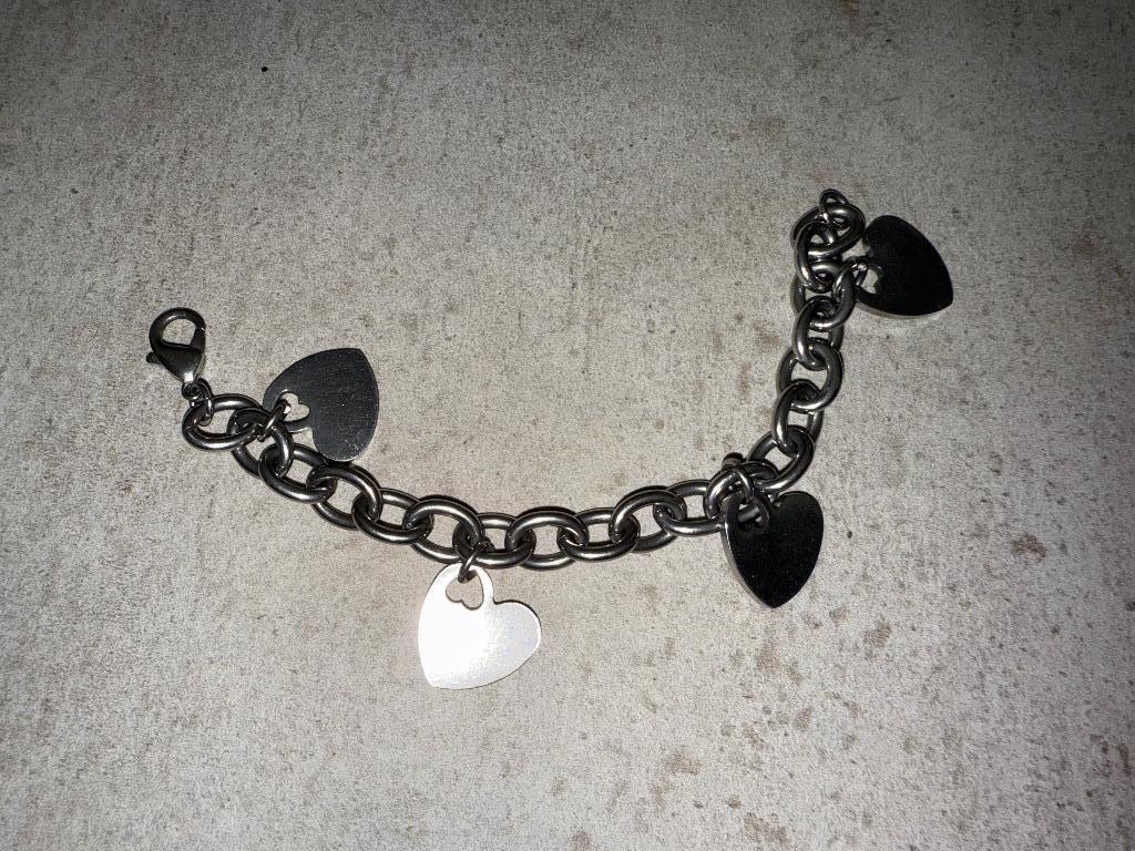 Bracelet Victoria argenté, Enlèvement ou Envoi, Avec bracelets à breloques ou perles, Comme neuf, Argent