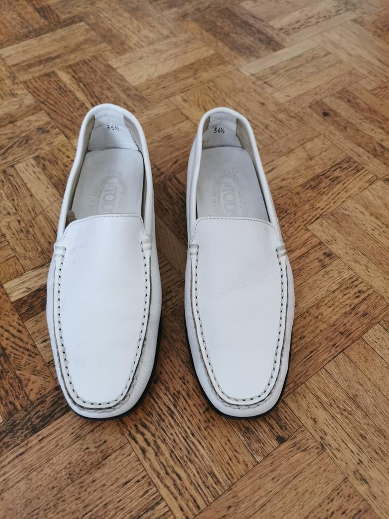 Mocassins Tod's, Enlèvement ou Envoi, Porté