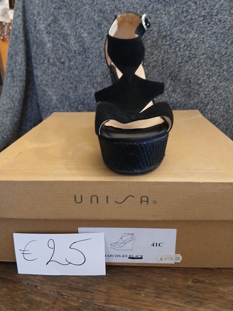 Dames bieden vanaf 15 euro, Ophalen