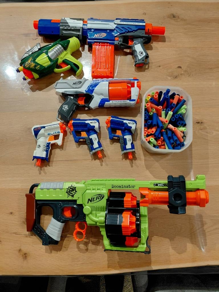 Nerf Doominator. Speelgoedgeweren., Kinderen en Baby's, Ophalen of Verzenden