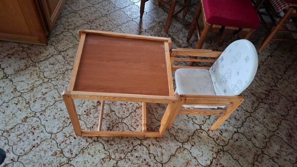 ensemble chaise et table d’enfant, Enlèvement, Utilisé