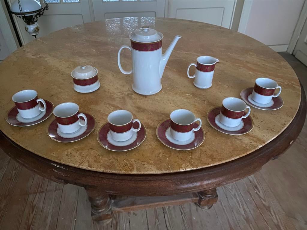 Mooi stijlvol servies, Ophalen