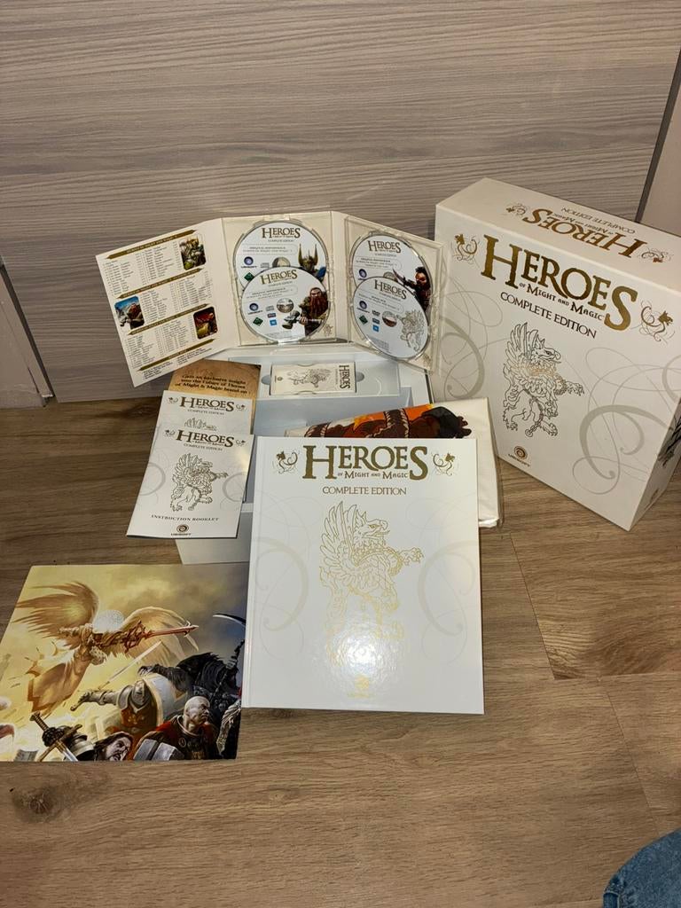Édition complète de Heroes of Might and Magic, Consoles de jeu & Jeux vidéo, Jeux | Atari, Neuf, Autres modèles, À partir de 12 ans