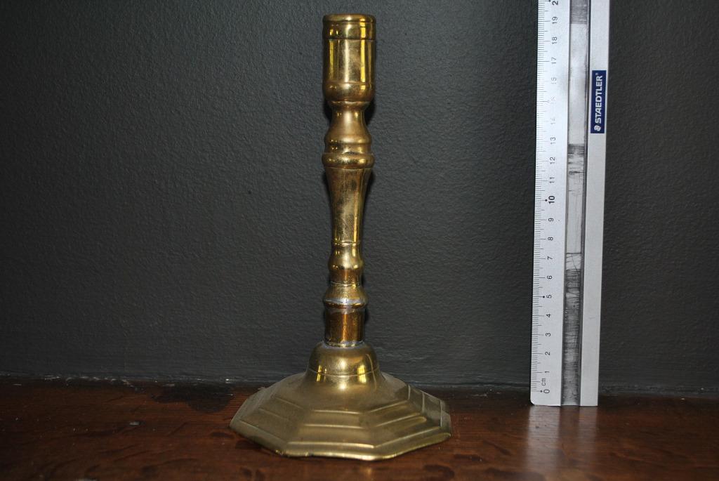 Bougeoir cuivre doré base octogonale style Haute époque 2, Enlèvement ou Envoi, Cuivre ou Bronze