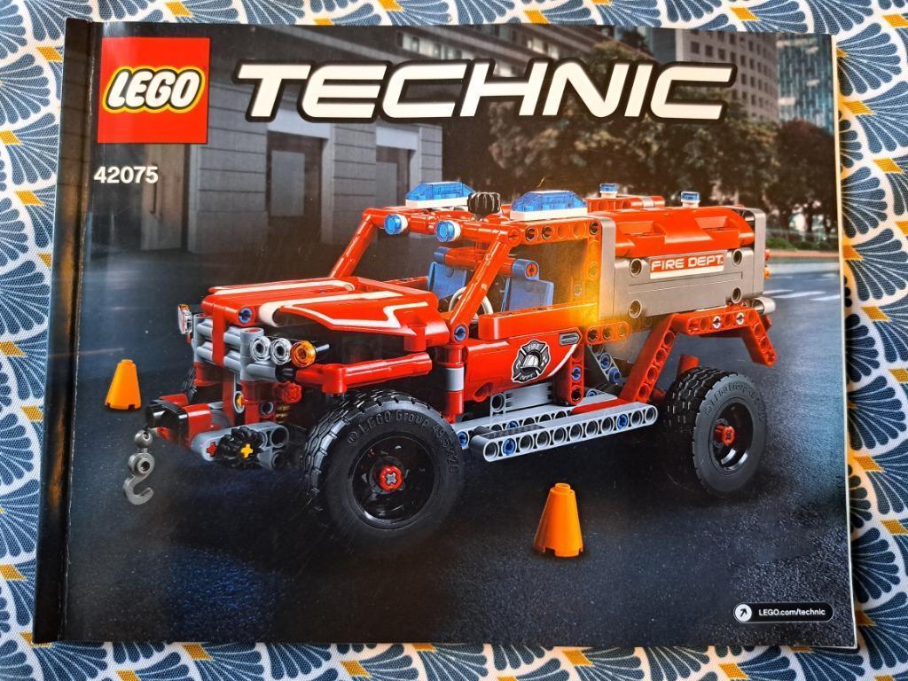 +++ LEGO TECHNIC - VEHICULE DE PREMIER SECOURS +++, Enlèvement ou Envoi, Comme neuf, Ensemble complet, Lego