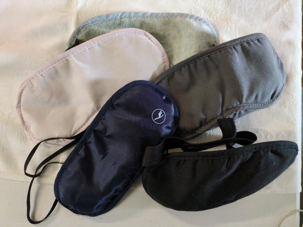 Slaapmasker allerlei, Ophalen, Zo goed als nieuw