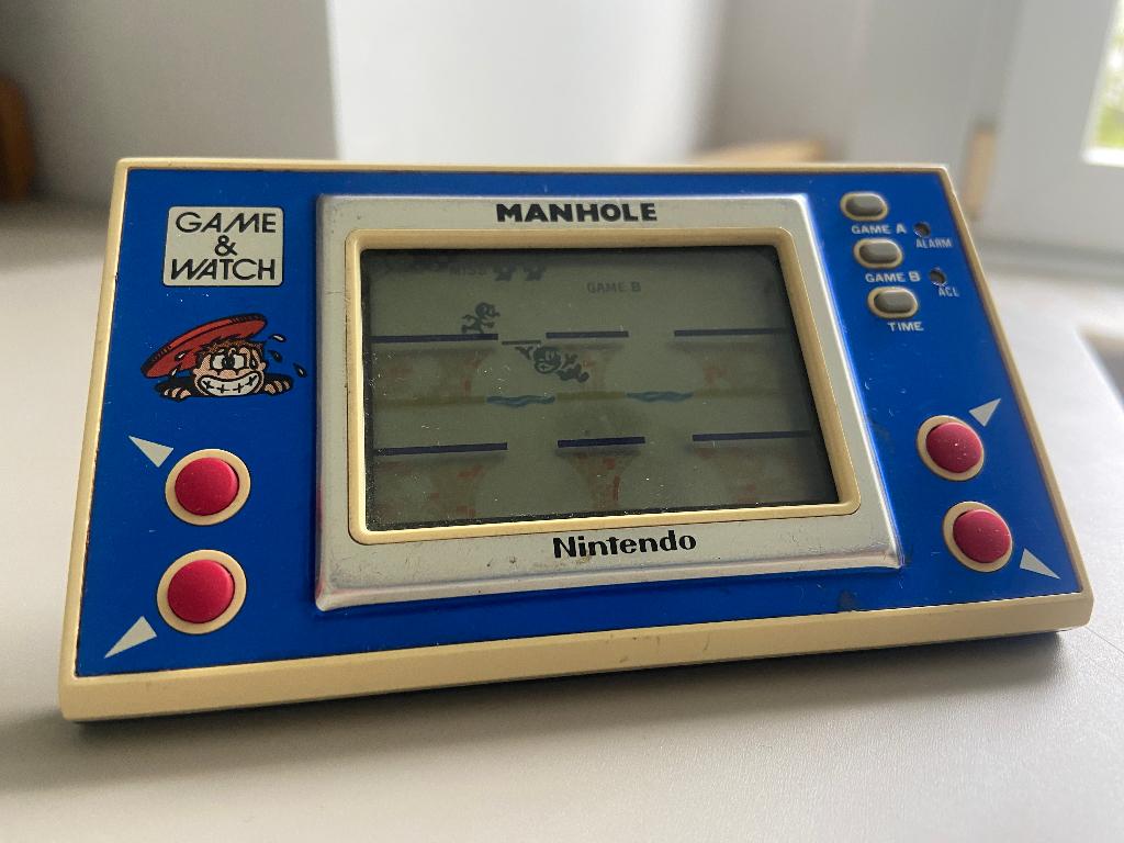 GAME&WATCH Manhole 1983 Nintendo, Games en Spelcomputers, Gebruikt, 1 speler, Ophalen of Verzenden, Strategie en Constructie