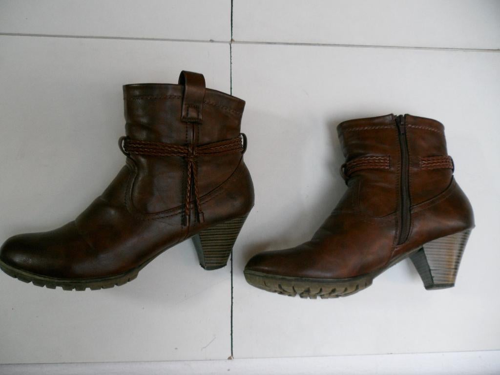 Bottes brune Rieker pointure 42, Bruin, Lage of Enkellaarzen, Ophalen of Verzenden, Gedragen