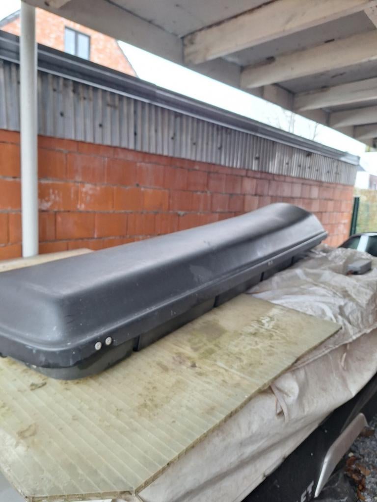 Dakkoffer en rails, Ophalen