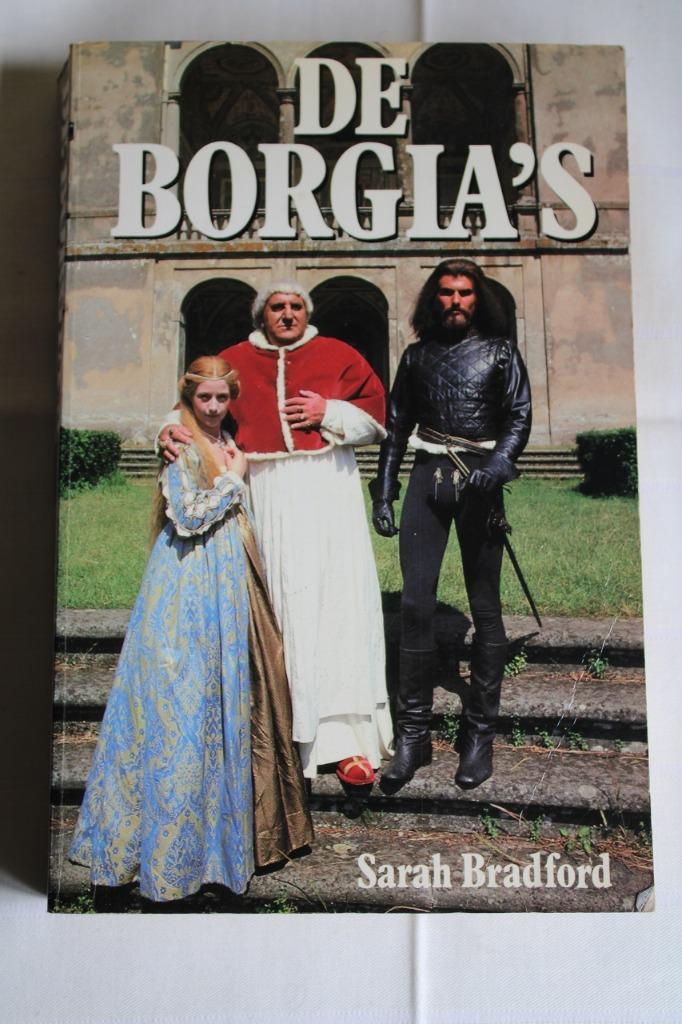 Sarah Bradfort - De Borgia's, Livres, Romans historiques, Utilisé, Enlèvement ou Envoi