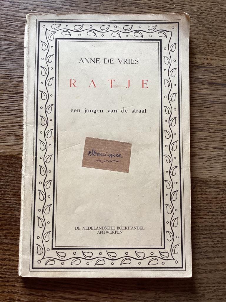 Ratje een jongen van de straat, Enlèvement ou Envoi, Fiction