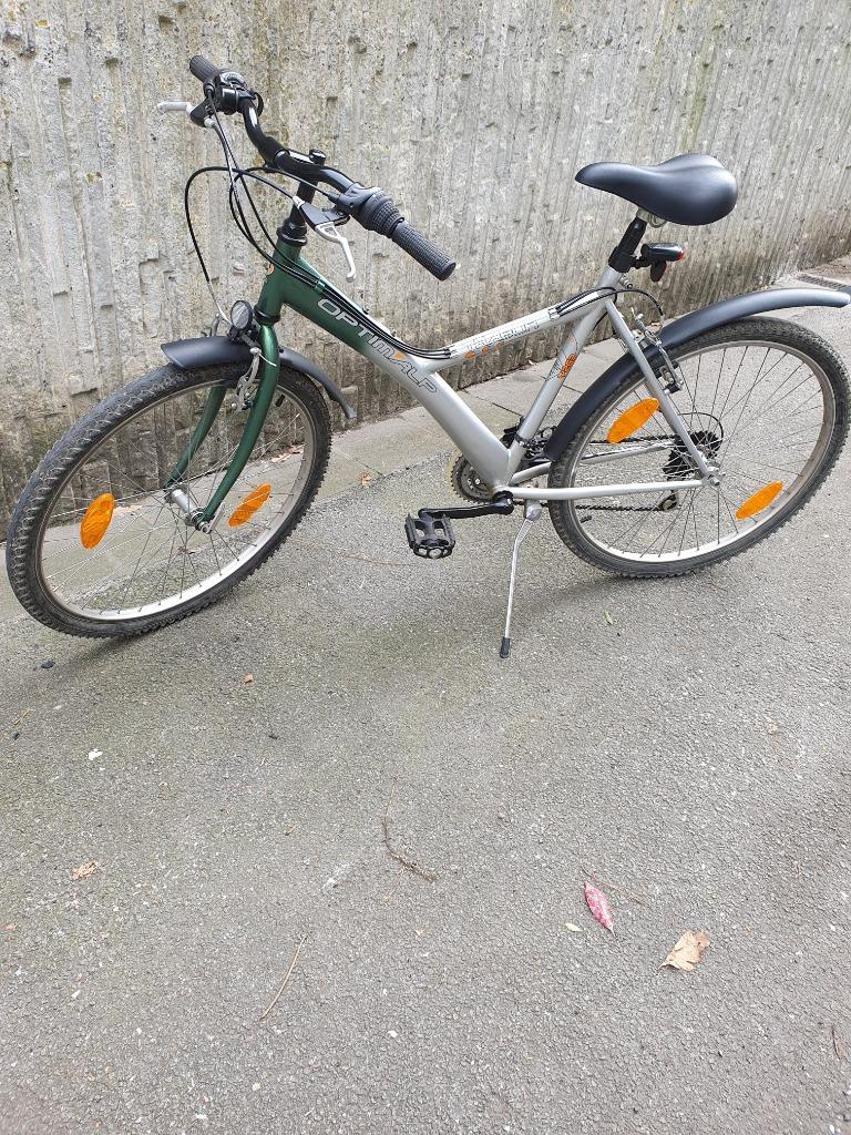 Vélo en très bon état     100€, Vélos & Vélomoteurs, Autres marques, Vitesses, 49 à 53 cm, Comme neuf