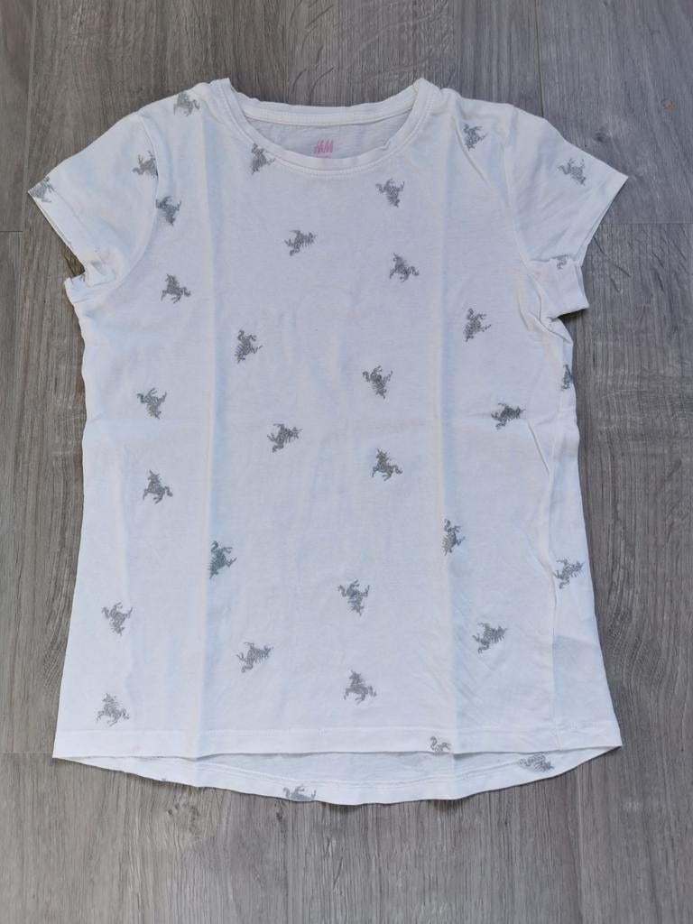 T-shirts eenhoorns H&M - maat 122, Gebruikt, Meisje, H&M, Ophalen of Verzenden