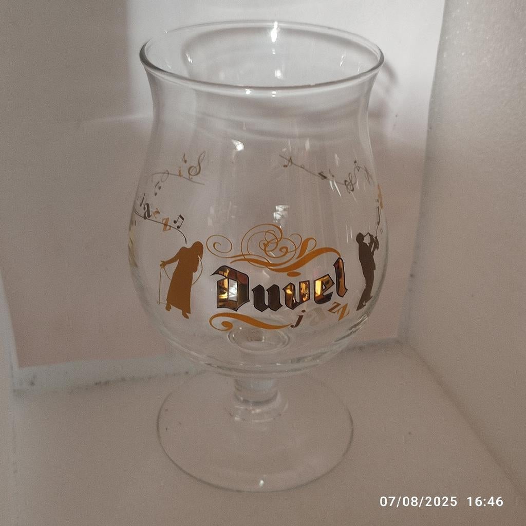 Un verre collector DUVEL ., Enlèvement ou Envoi, Comme neuf, Verre ou Verres, Duvel