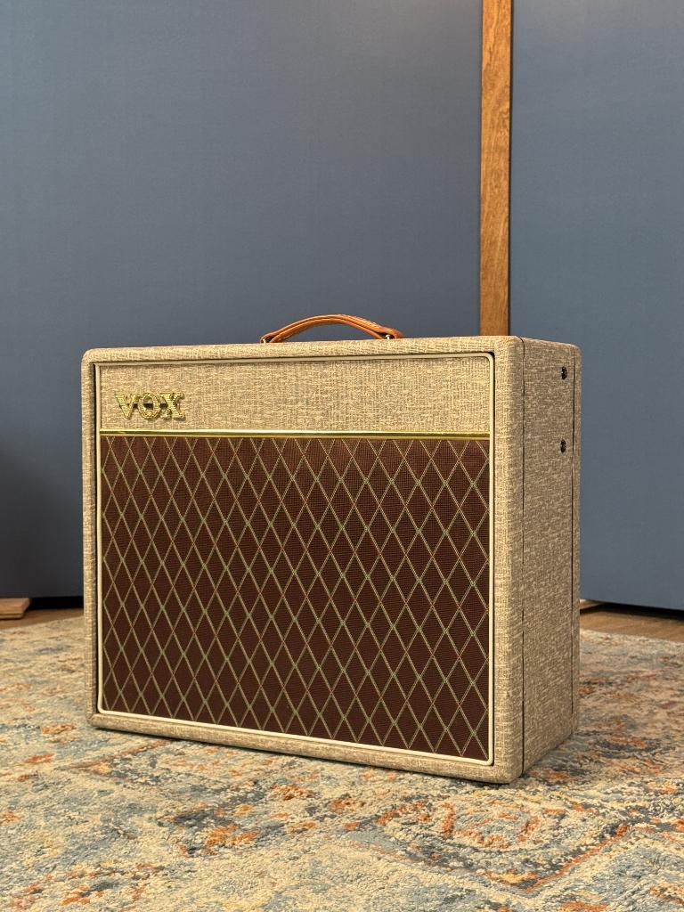 VOX AC15CC1 Cathedral Amps uitvoering, Muziek en Instrumenten, Ophalen, Gebruikt, Gitaar, Minder dan 50 watt