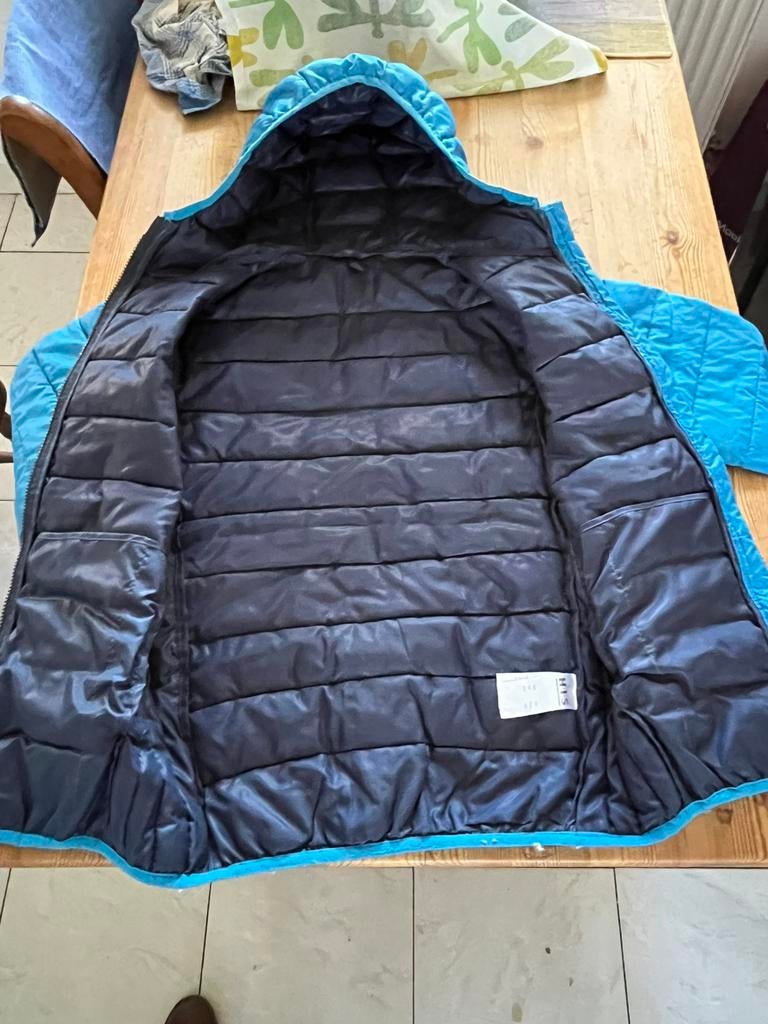 Veste de ski bleue taille 152, Enlèvement, Comme neuf, Manteau