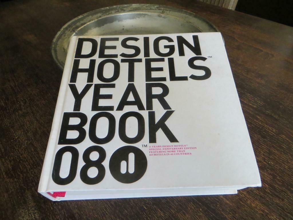 Annuaire des hôtels design 2008 avec de belles photos, Enlèvement ou Envoi, Neuf, Catalogue