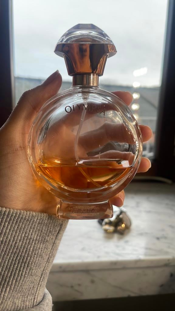 Olympea parfum, Ophalen of Verzenden, Zo goed als nieuw