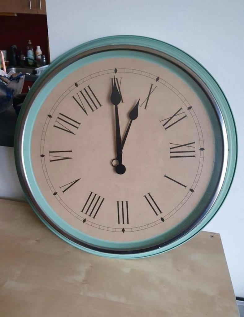 Cloche, Enlèvement, Comme neuf, Analogique, Horloge murale