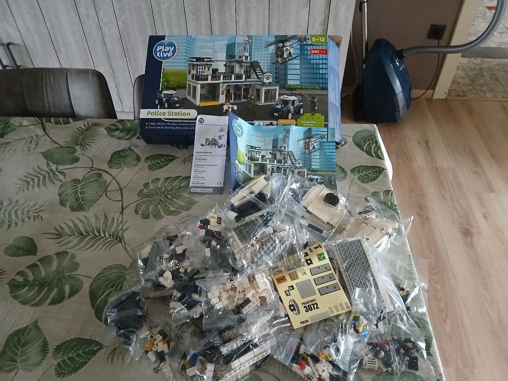 Bouwdoos nieuw politie kantoor playtive, Enlèvement, Neuf, Bricolage