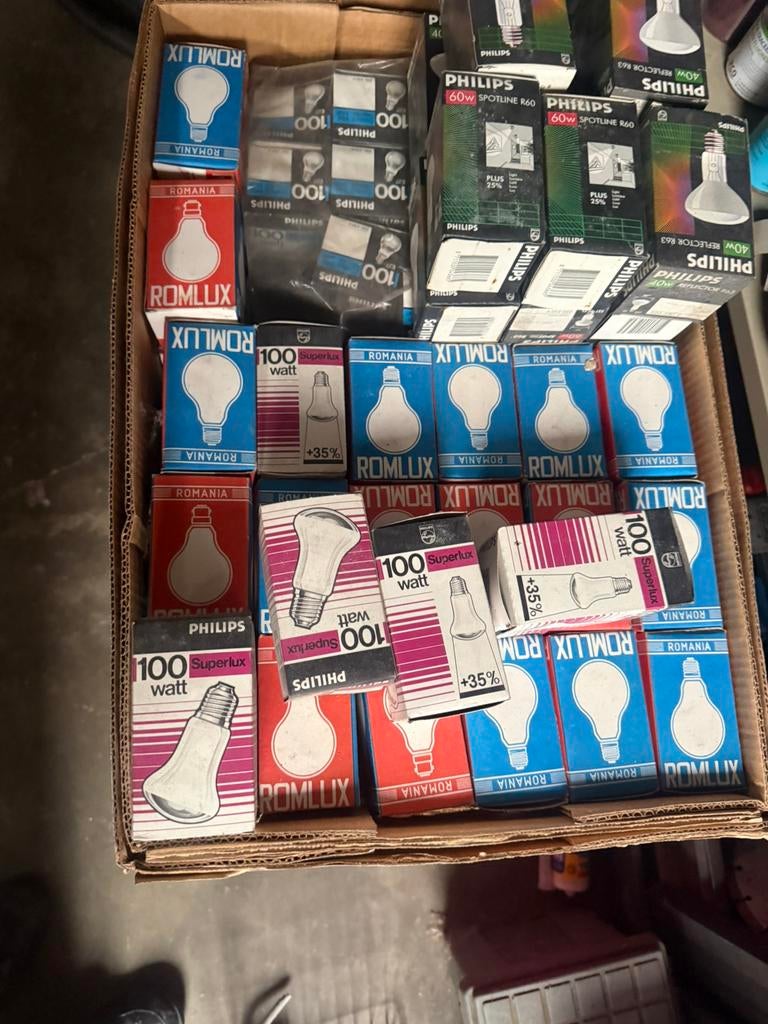 Gloeilampen 100 watt, Ophalen