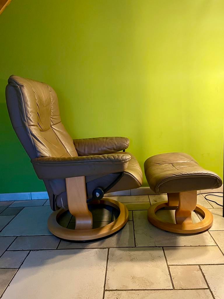 Stressless relaxzetel + voetenbankje., Huis en Inrichting, Zetels | Zetels, Ophalen, Gebruikt, Eenpersoons, Leer
