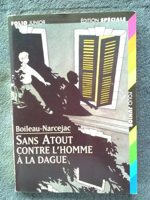 „Sans Atout versus de man met de dolk” Boileau-Narcejac 2003, Boeken, Kinderboeken | Jeugd | onder 10 jaar, Gelezen, Fictie algemeen