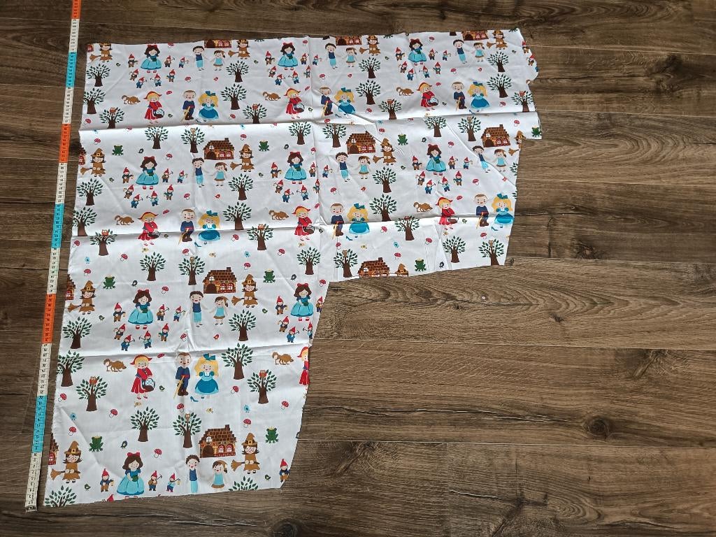 Pakket stoffen katoen afmetingen op foto, Hobby en Vrije tijd, Gebruikt, Overige kleuren, 120 cm of meer, Ophalen of Verzenden