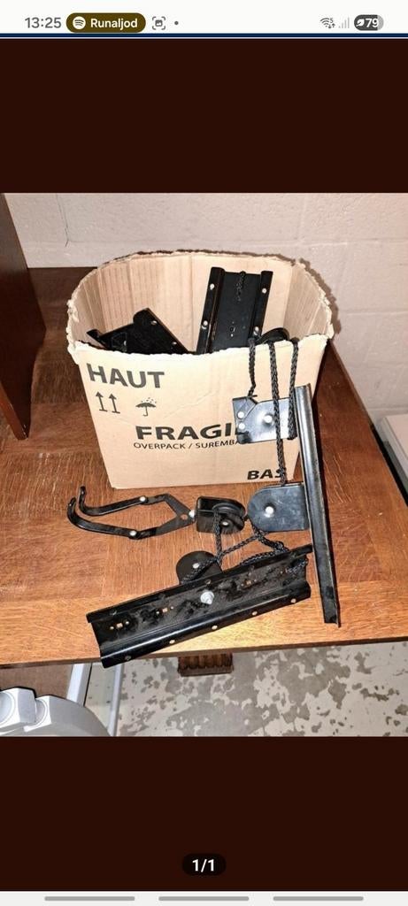 Katrol systeem om fiets op te hangen, Ophalen, Zo goed als nieuw