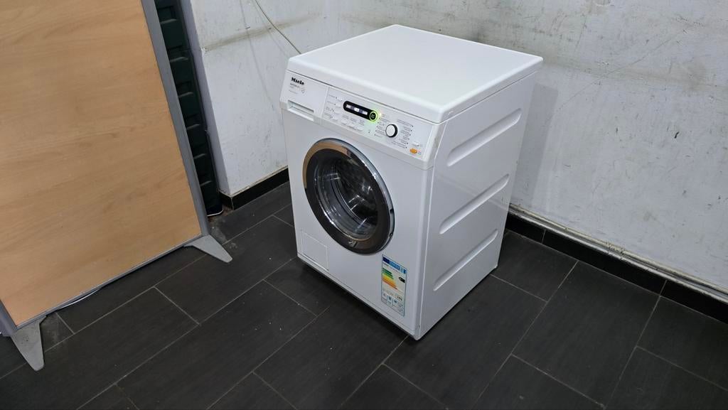 Denk aan de wasmachine MIELE W 5873 WPS
Vrijstaande wasmachi, Elektronische apparatuur