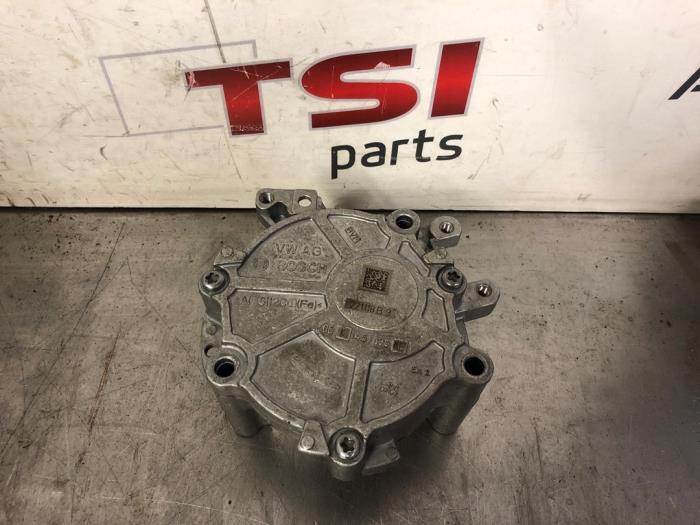 Vacuumpomp (Benzine) van een Volkswagen Golf, Gebruikt, -, Volkswagen, -