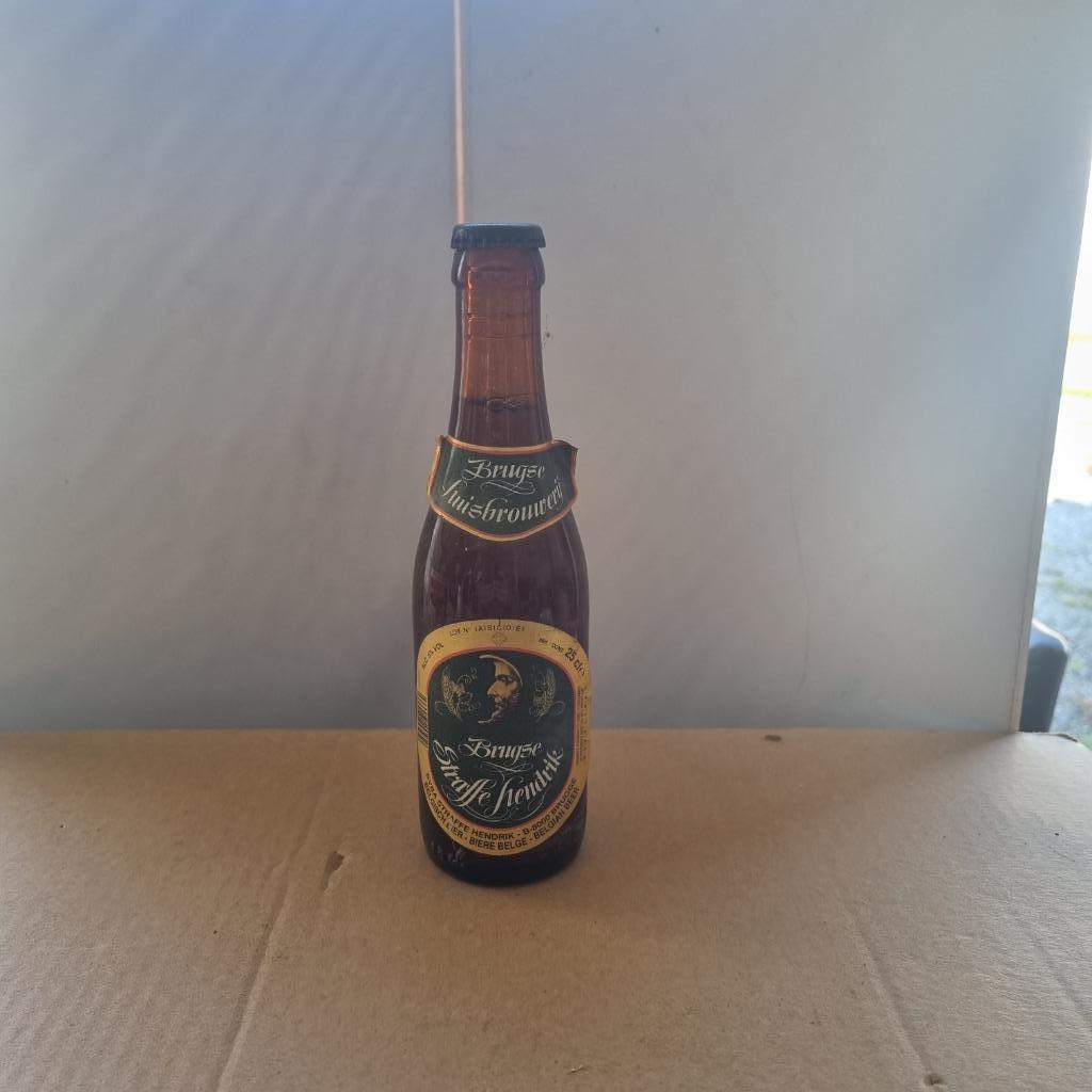 Bouteille de bière Brugse Straffe Hendrik (modèle 3), Verzamelen, Ophalen of Verzenden, Gebruikt, Flesje(s), Overige merken