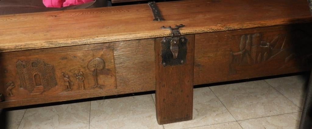 Ancien coffre d'armes, Enlèvement, Utilisé