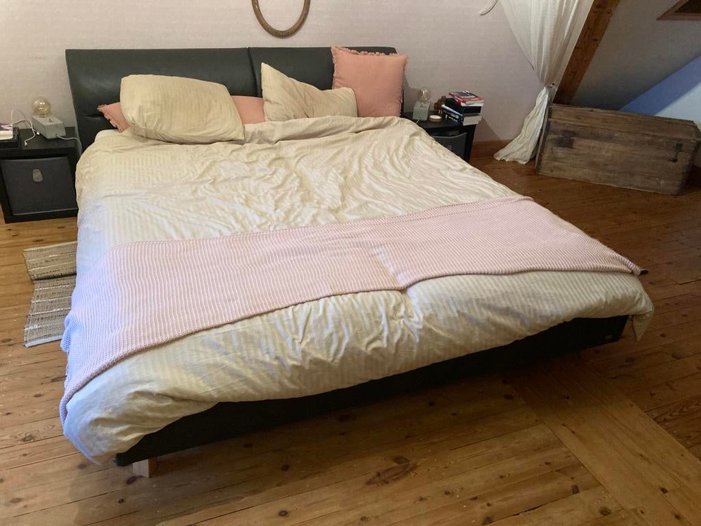 Ruf Betten volledig elektrisch kingsize bed antraciet leer, Huis en Inrichting, Slaapkamer | Waterbedden, Zo goed als nieuw, Duo-systeem