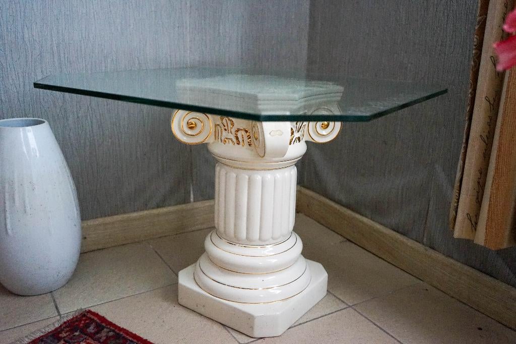 Glazen salontafel met decoratieve poot, Ophalen, Gebruikt, 50 tot 100 cm, 50 tot 75 cm