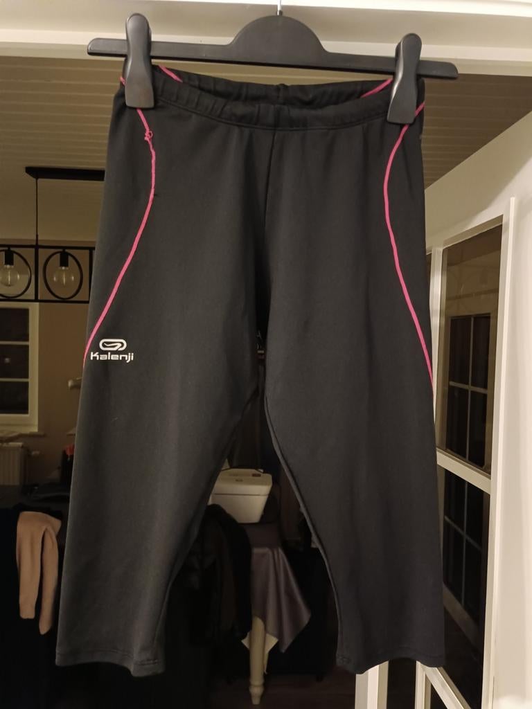 Bermuda legging court Kalenji, Enlèvement ou Envoi, Porté, Noir