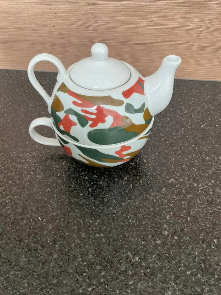 Theepotje met kopje, Ophalen