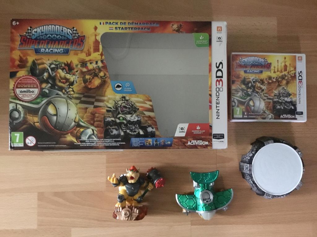 Game Nintendo 3DS Skylanders Superchargers Racing, Games en Spelcomputers, Ophalen of Verzenden, Vanaf 7 jaar