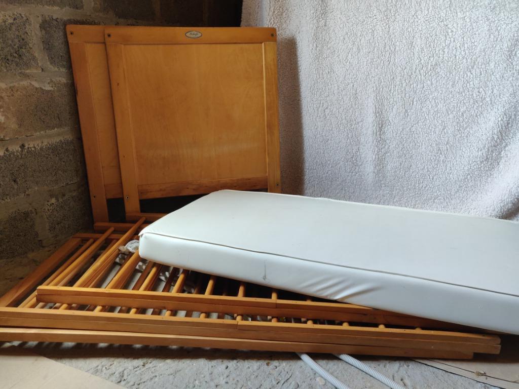 houten kinderbed, Enlèvement, Matelas