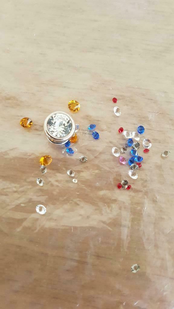 zilveren broche swarovski + steentjes, Ophalen of Verzenden, Nieuw, Overige materialen