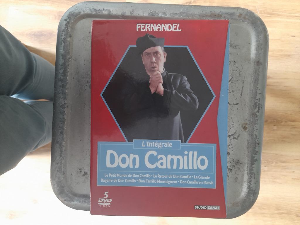 Don Camillo box (Franse versie), CD & DVD, DVD | Comédie, Comme neuf, Tous les âges, Envoi