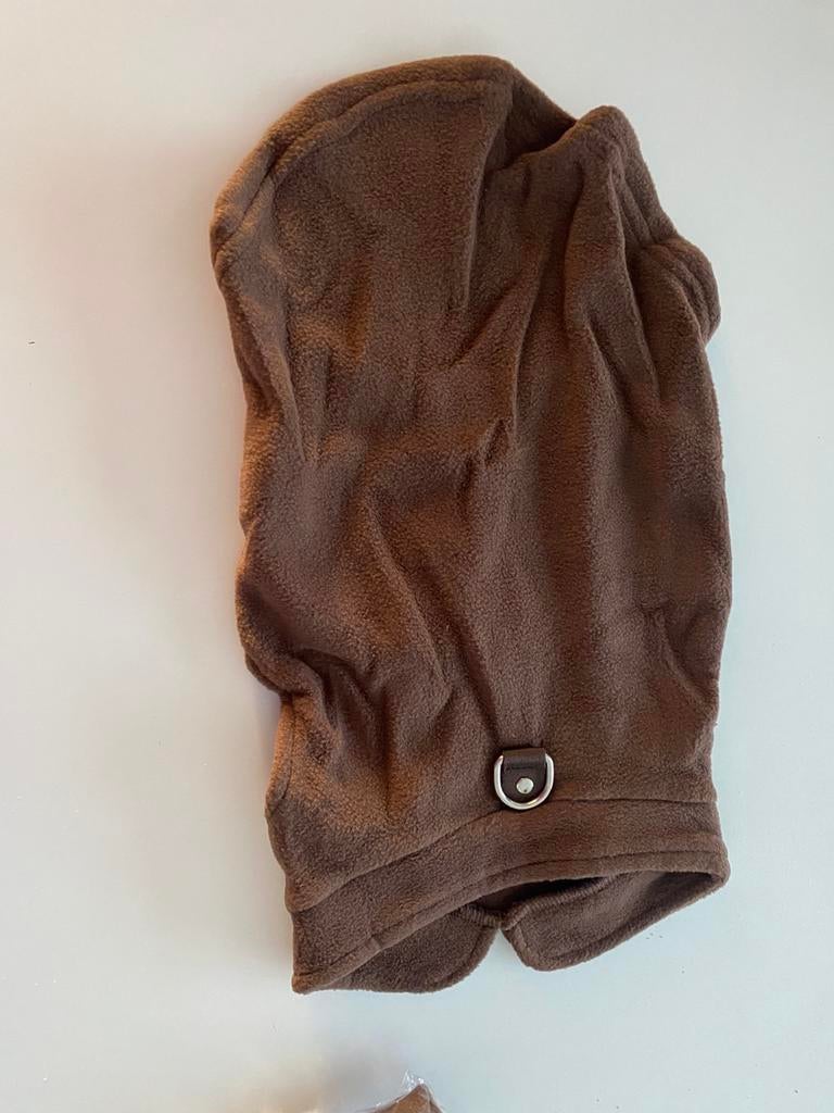 2x honden katten trui fleece bruin NIEUW IN VERPAKKING, Dieren en Toebehoren, Hondenkleding, Ophalen, Nieuw, Hondentrui