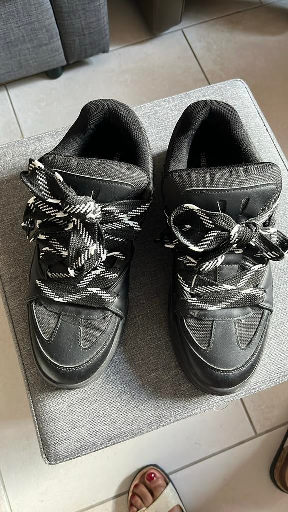 Zwarte bershka-schoenen, Ophalen, Zwart, Zo goed als nieuw, Sneakers