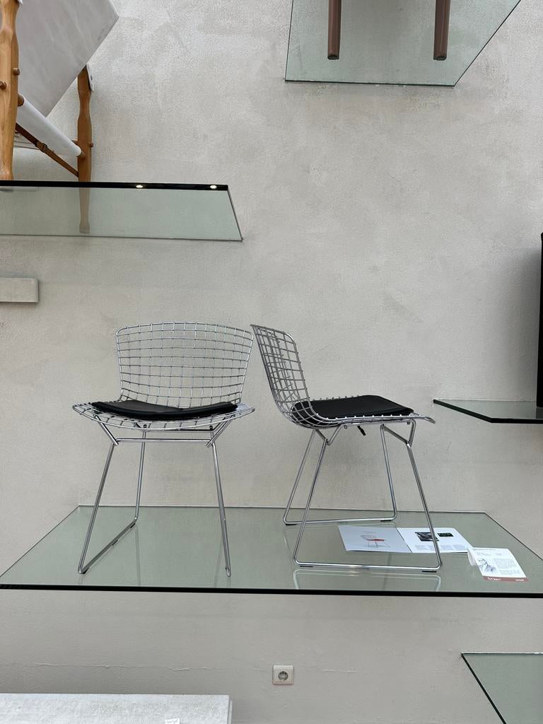 2 chaises d'appoint Bertoia chromées, Design modernisme, Enlèvement ou Envoi, Autres couleurs, Comme neuf