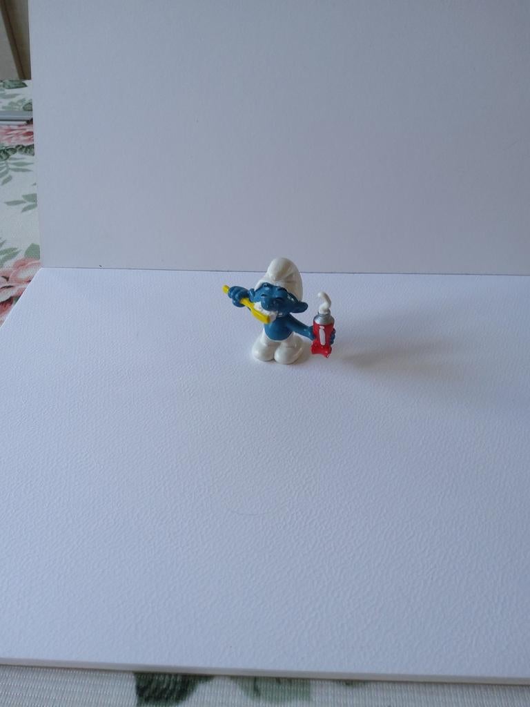Schtroumpf avec dentifrice, Enlèvement ou Envoi, Utilisé, Poupée, Figurine ou Peluche
