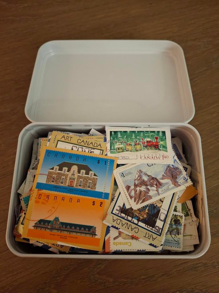 Paquet de timbres du Canada., Enlèvement ou Envoi